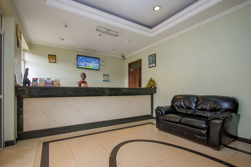 City Royal Resort Hotel Kyambogo  Екстериор снимка